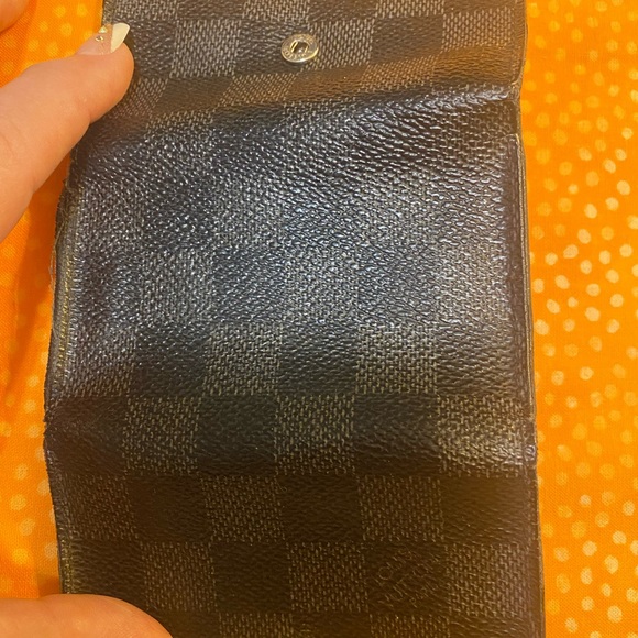 Louis Vuitton Damier Ebene key holder Authentic - Picture 4 of 7